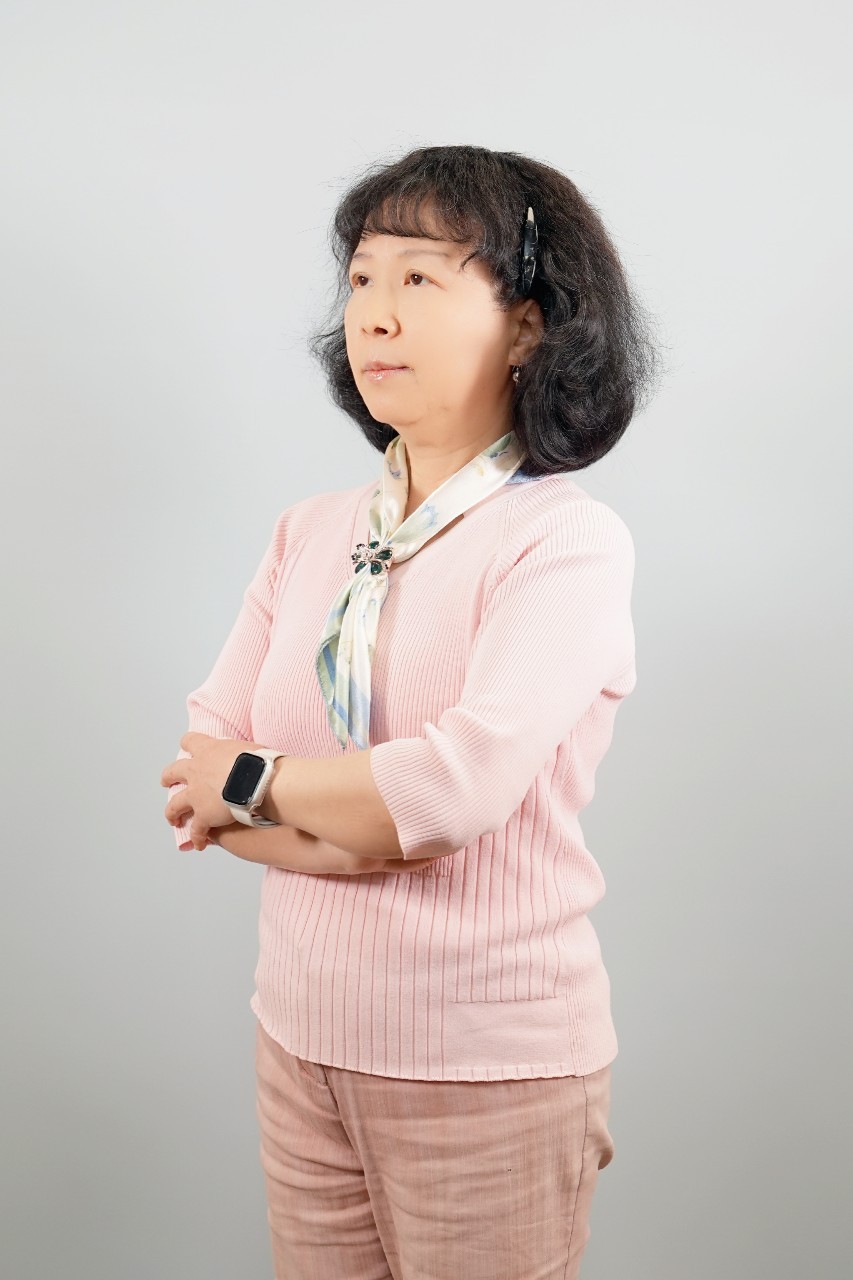 Fang, Miao-Ling